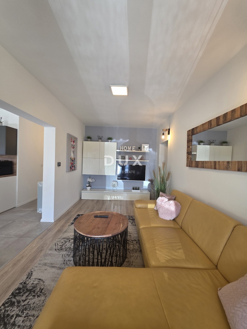 ISTRIA, POLA - Casa con tre unità abitative nella zona più ambita della città di Pola