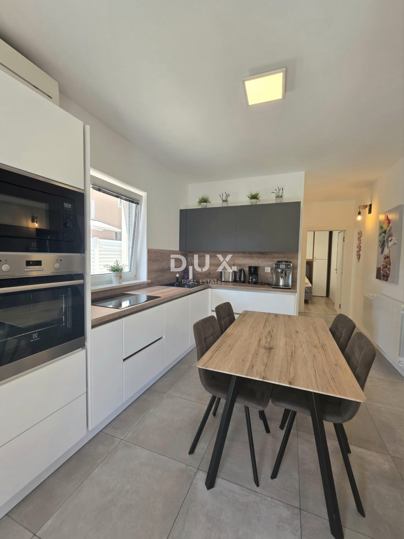 ISTRIA, POLA - Casa con tre unità abitative nella zona più ambita della città di Pola