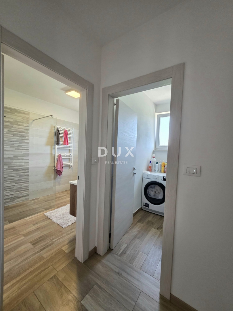 ISTRIA, POLA - Casa con tre unità abitative nella zona più ambita della città di Pola