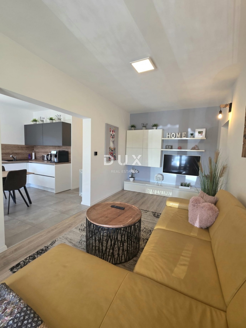 ISTRIA, POLA - Casa con tre unità abitative nella zona più ambita della città di Pola