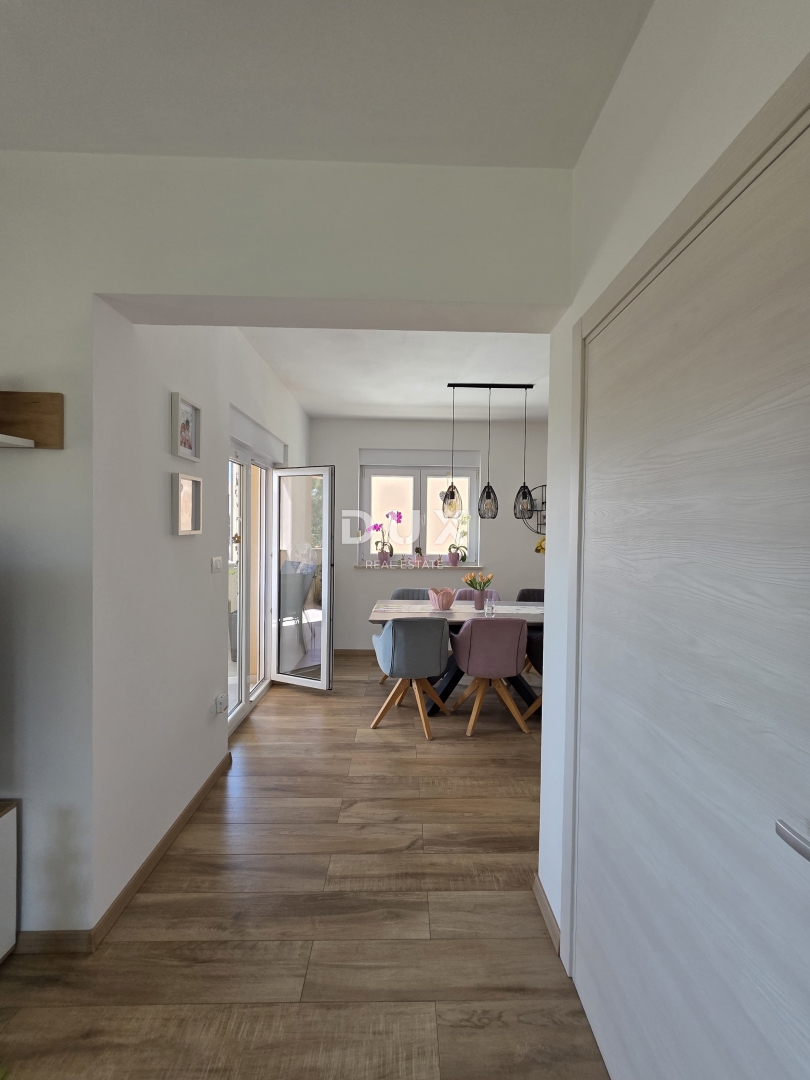 ISTRIA, POLA - Casa con tre unità abitative nella zona più ambita della città di Pola