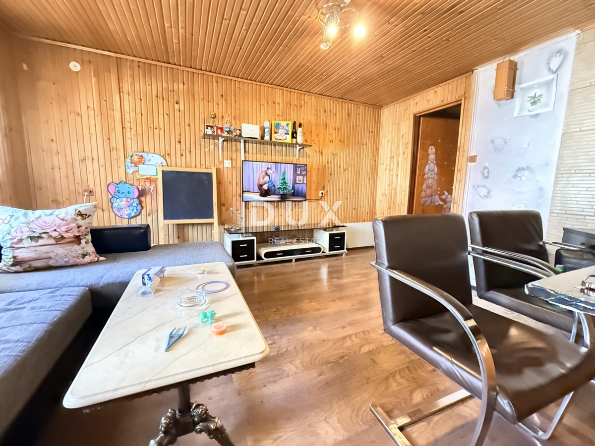 BRESTOVA DRAGA - casa bifamiliare con 3 camere da letto + soggiorno con terrazza e giardino