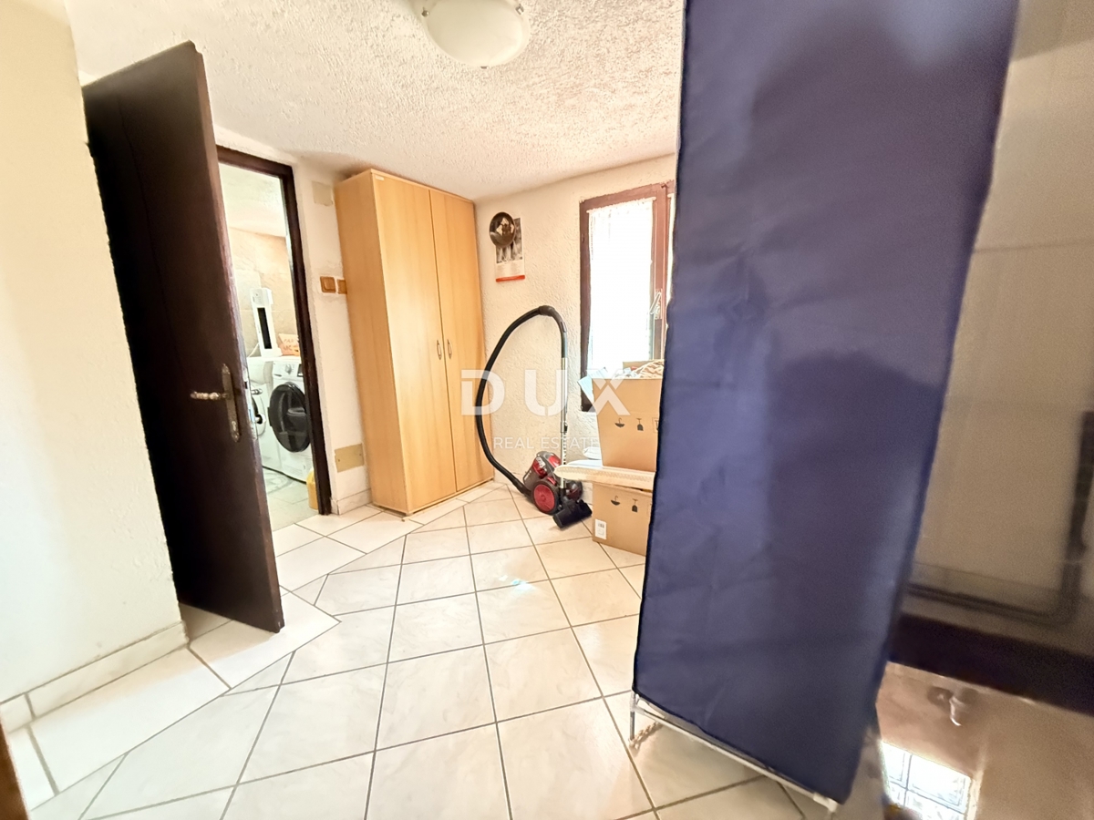 BRESTOVA DRAGA - casa bifamiliare con 3 camere da letto + soggiorno con terrazza e giardino