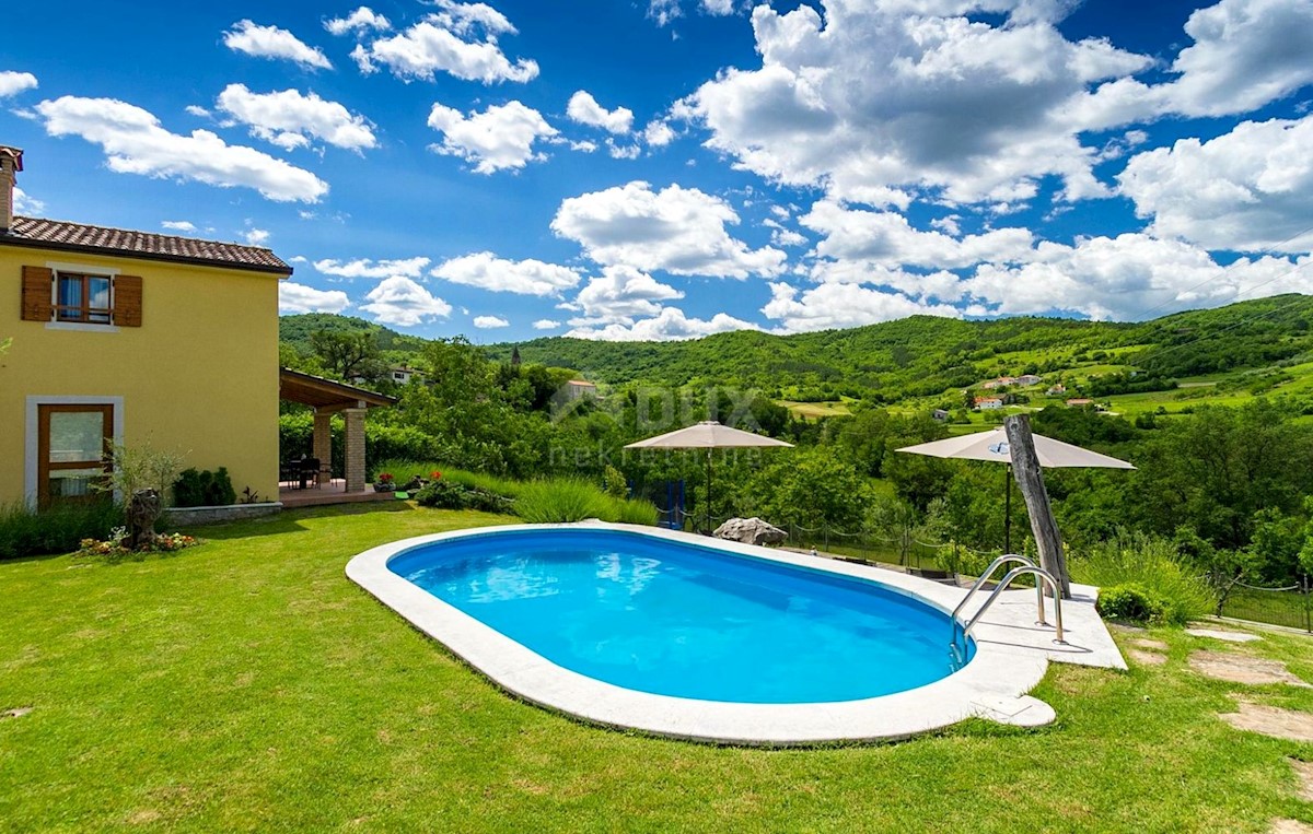 ISTRIA, PAZIN - Spaziosa villa con piscina sulla radura