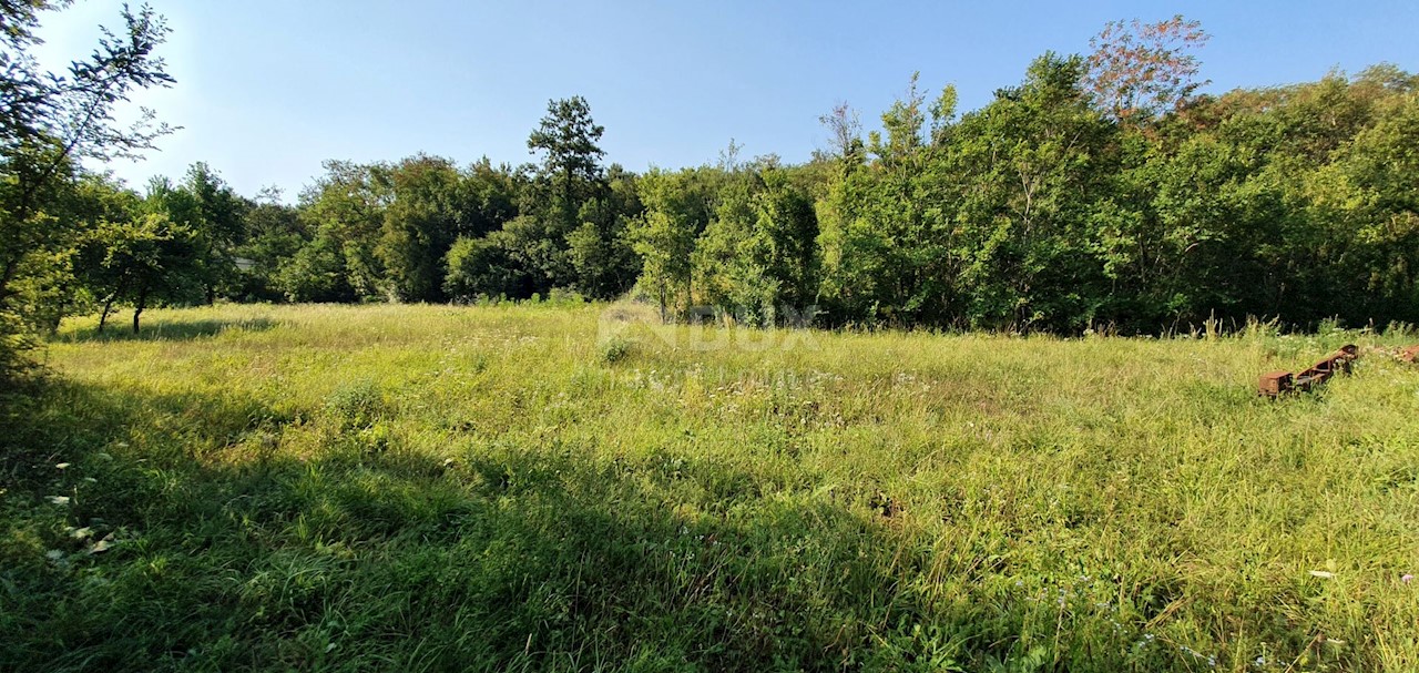 Terreno Kršan, 2.707m2