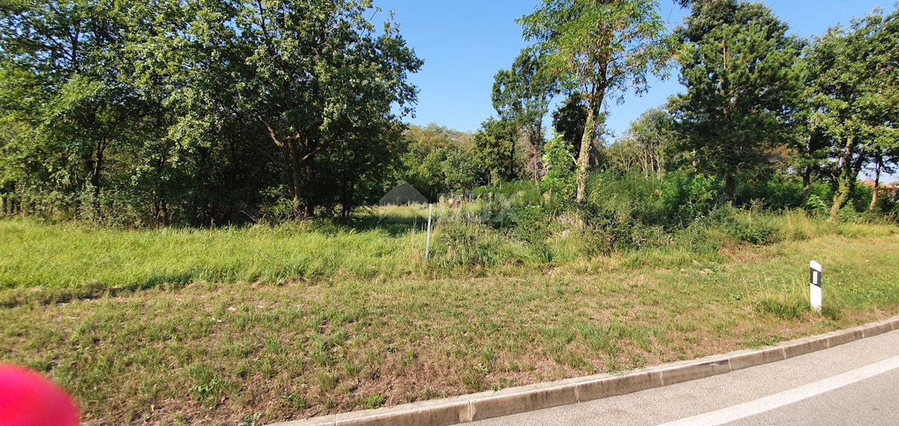 Terreno Kršan, 2.707m2