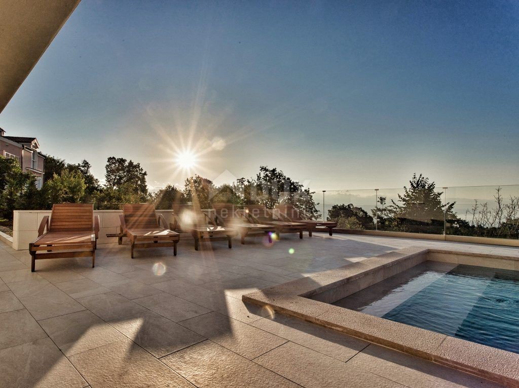 OPATIJA, BREGI - Villa 320m2 con vista panoramica e piscina + ambiente 500m2