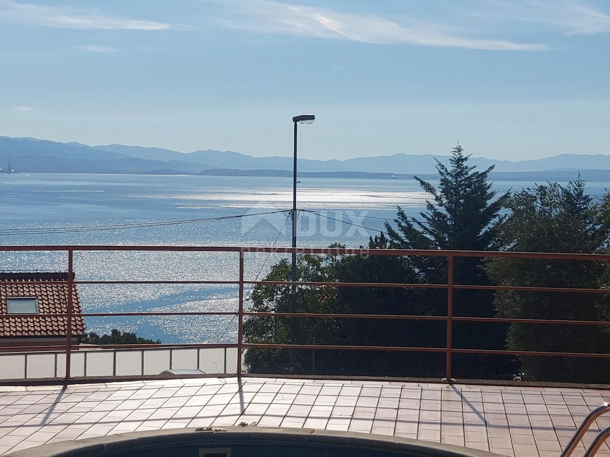 OPATIJA - appartamento 3 camere da letto + soggiorno 230m2 con vista mare e piscina + ambiente 250m2