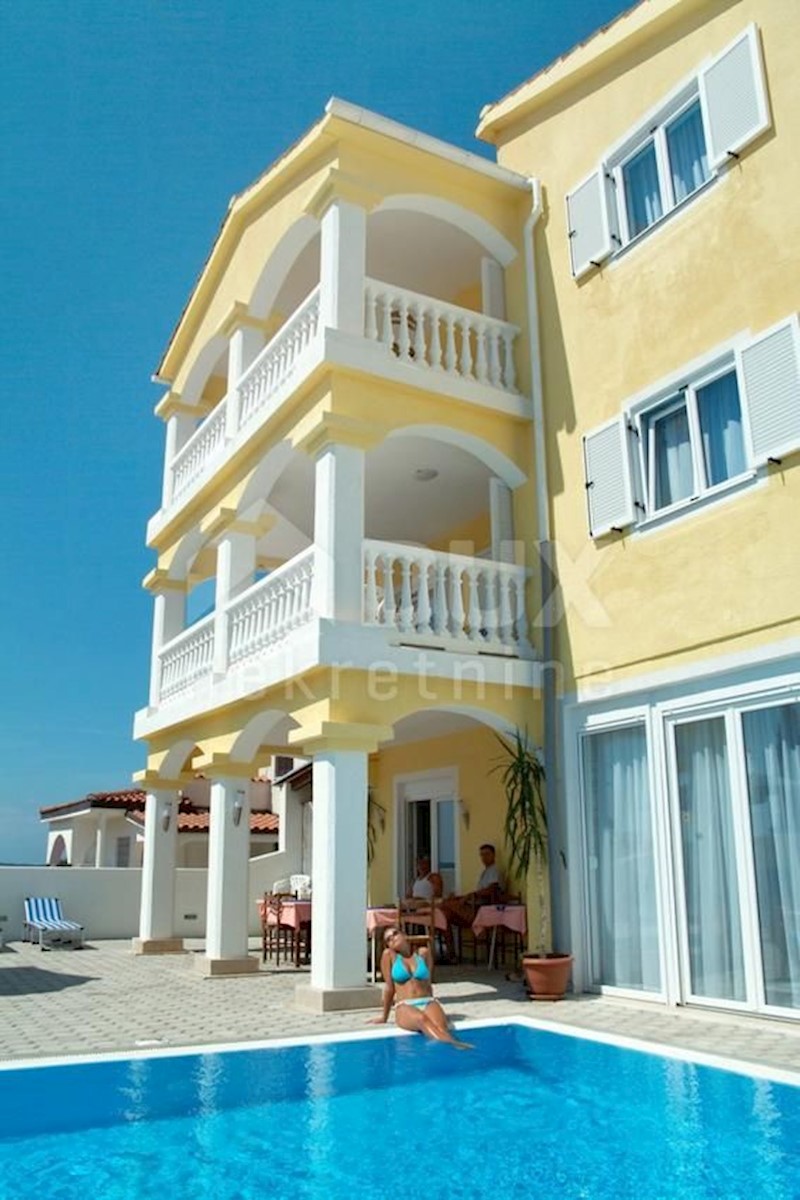 ISTRIA, PEROJ - Hotel a 700 m dal mare con bellissima vista