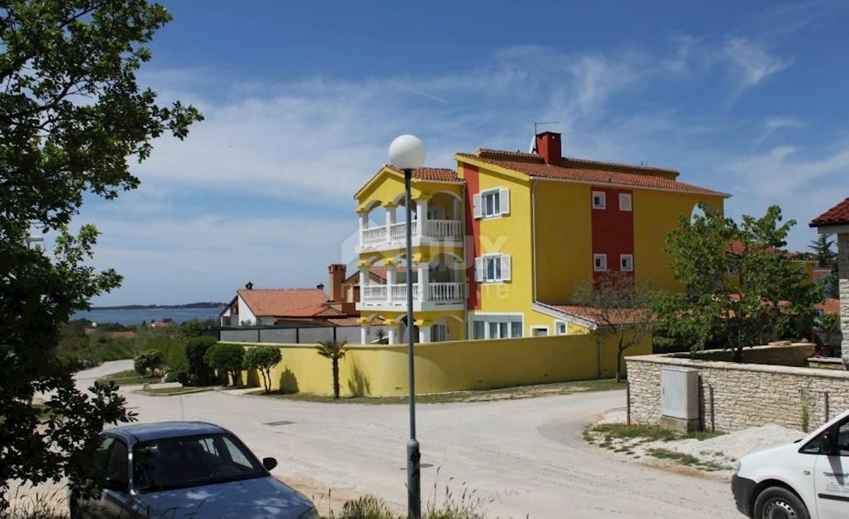 ISTRIA, PEROJ - Hotel a 700 m dal mare con bellissima vista
