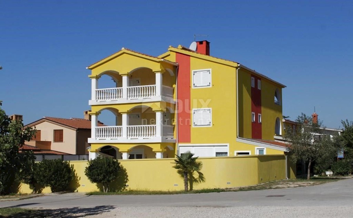 ISTRIA, PEROJ - Hotel a 700 m dal mare con bellissima vista