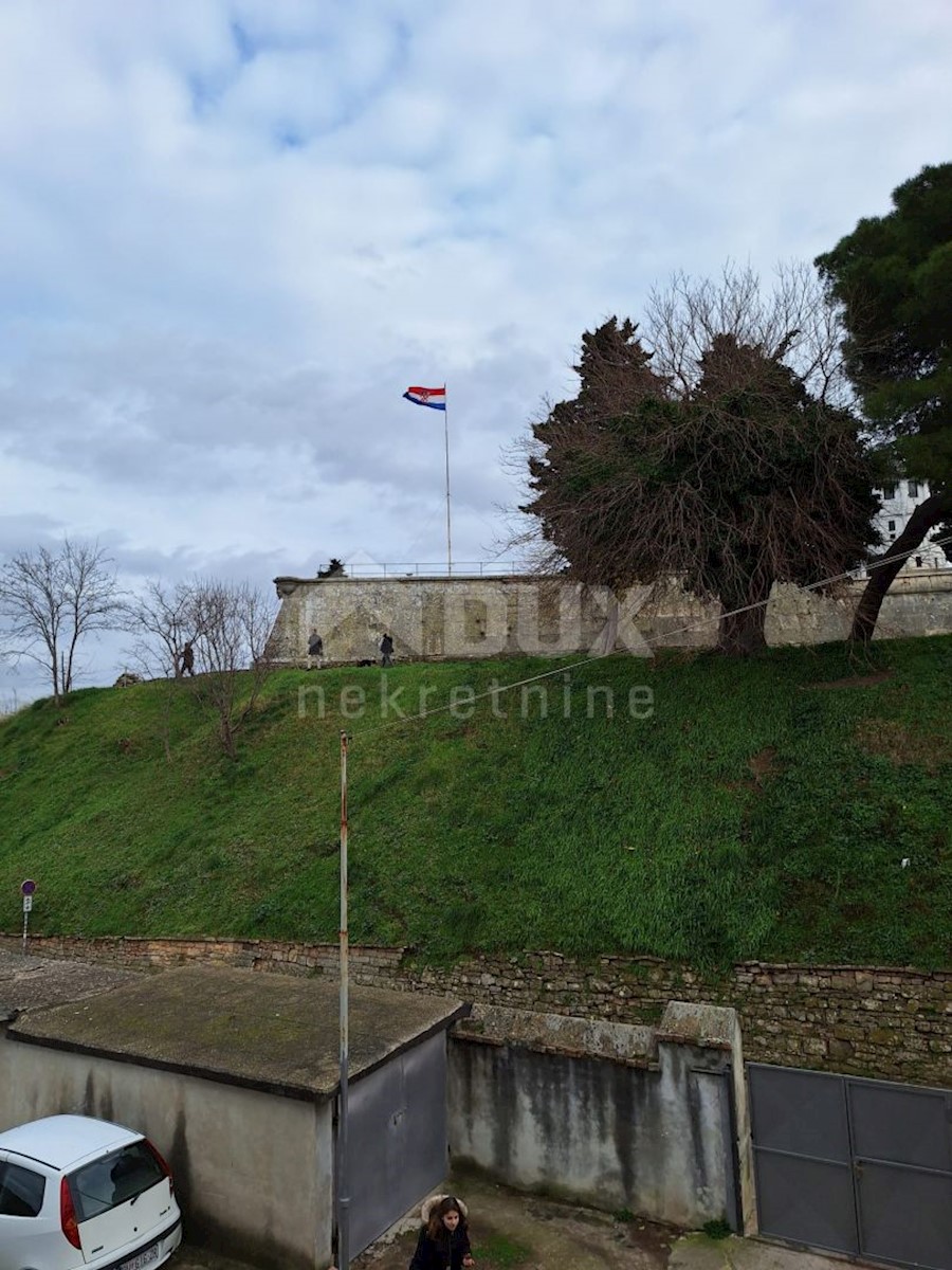 ISTRIA, PULA - Spazioso appartamento nel centro della città!