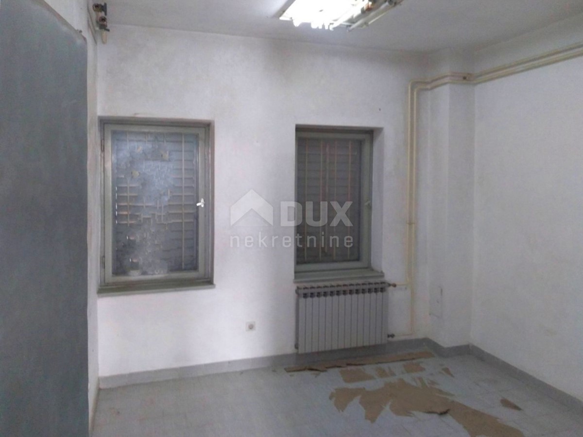 Locale commerciale Stari Pazin, Pazin, 51,40m2