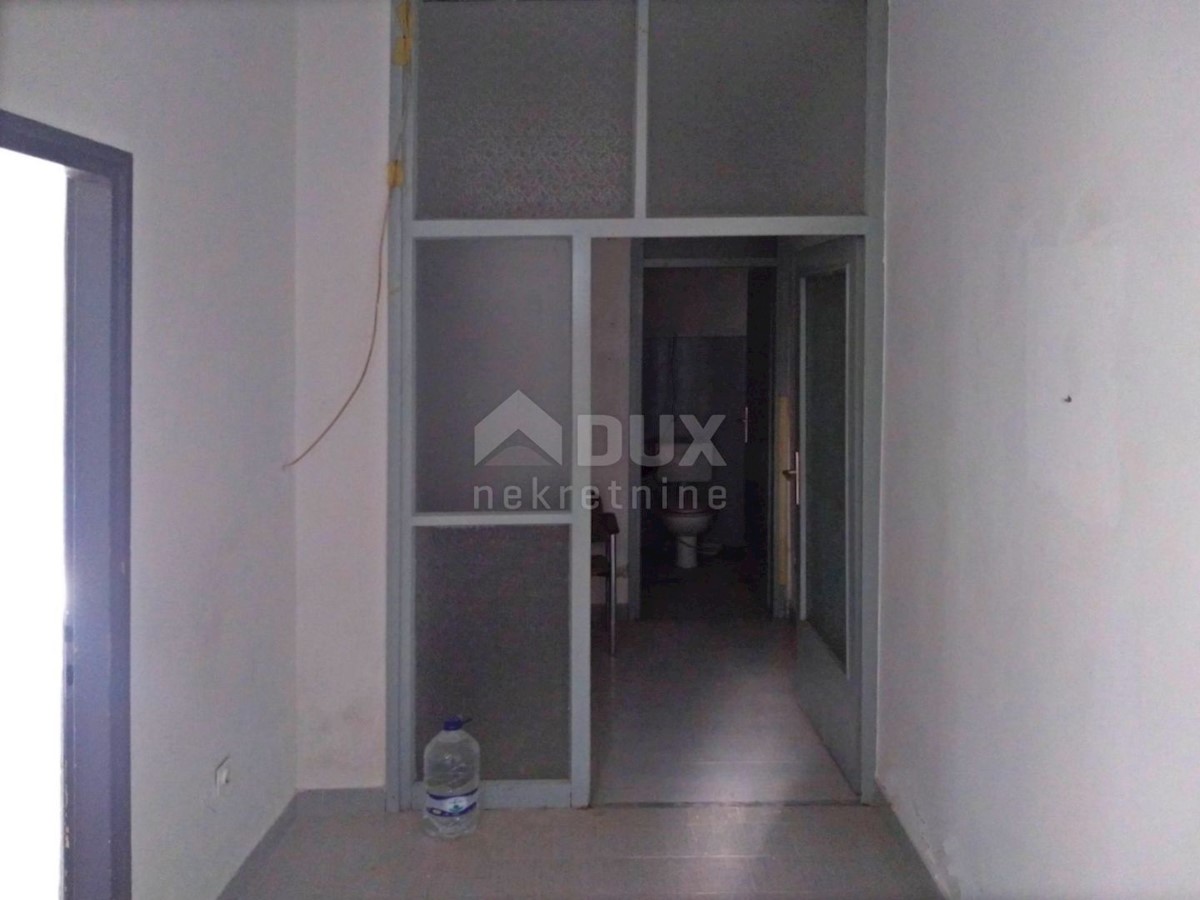 Locale commerciale Stari Pazin, Pazin, 51,40m2