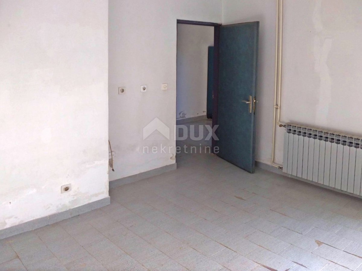 Locale commerciale Stari Pazin, Pazin, 51,40m2