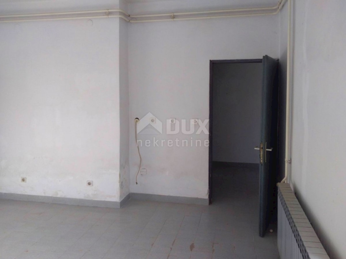 Locale commerciale Stari Pazin, Pazin, 51,40m2