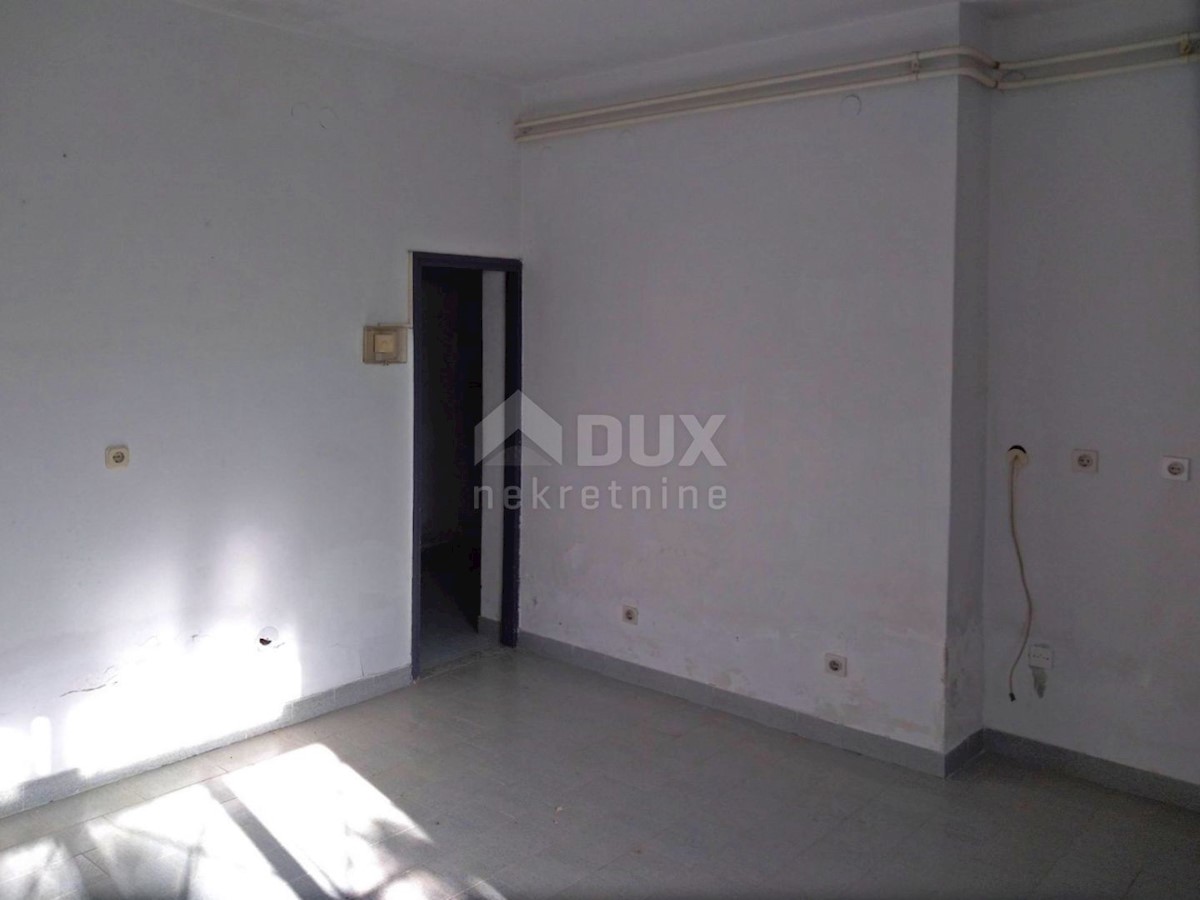 Locale commerciale Stari Pazin, Pazin, 51,40m2