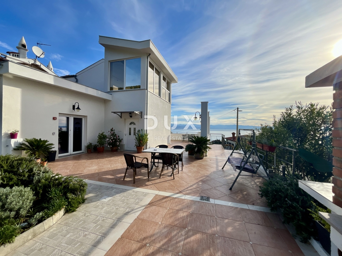 OPATIJA, LOVRAN - Palazzina con vista mare!