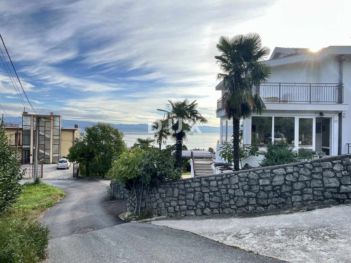 OPATIJA, LOVRAN - Palazzina con vista mare!