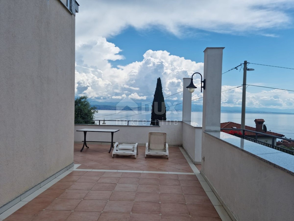 OPATIJA, LOVRAN - Palazzina con vista mare!