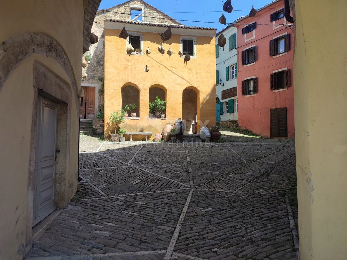 Casa Oprtalj, 167m2