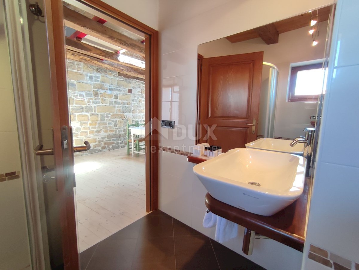 Casa Oprtalj, 167m2