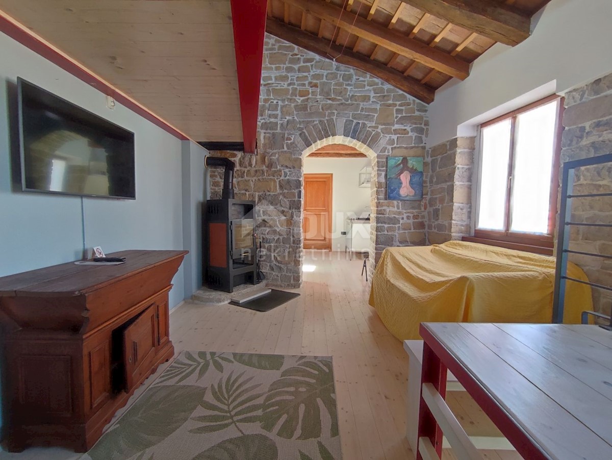 Casa Oprtalj, 167m2