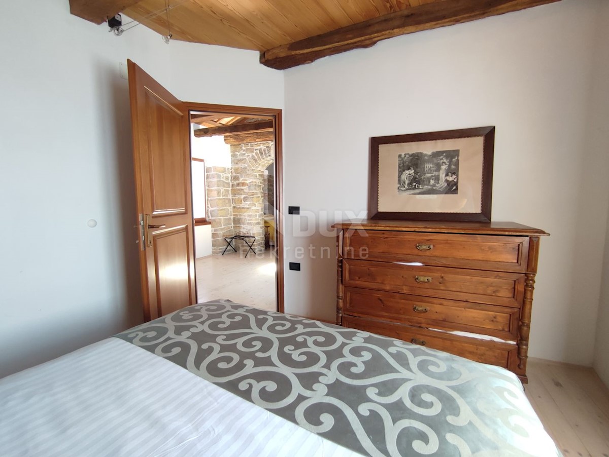 Casa Oprtalj, 167m2