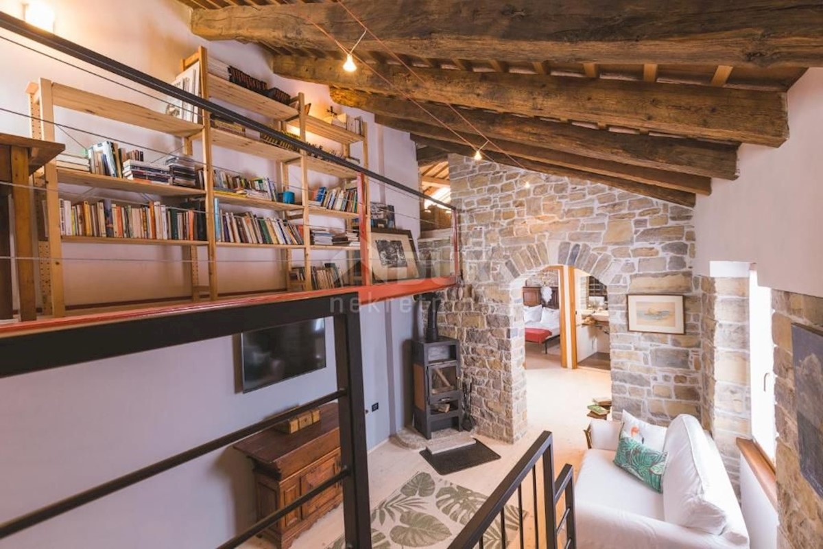 Casa Oprtalj, 167m2