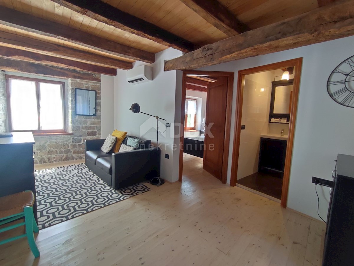 Casa Oprtalj, 167m2