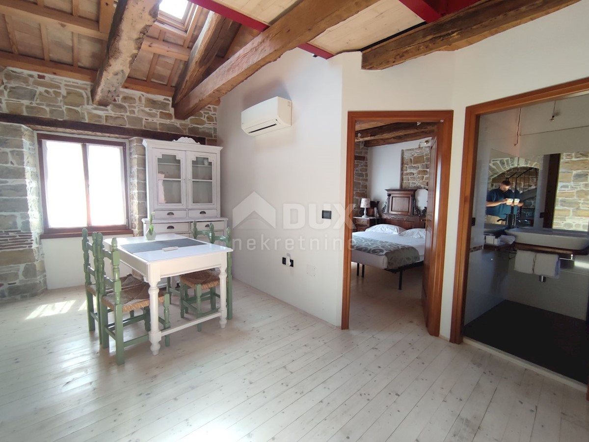 Casa Oprtalj, 167m2