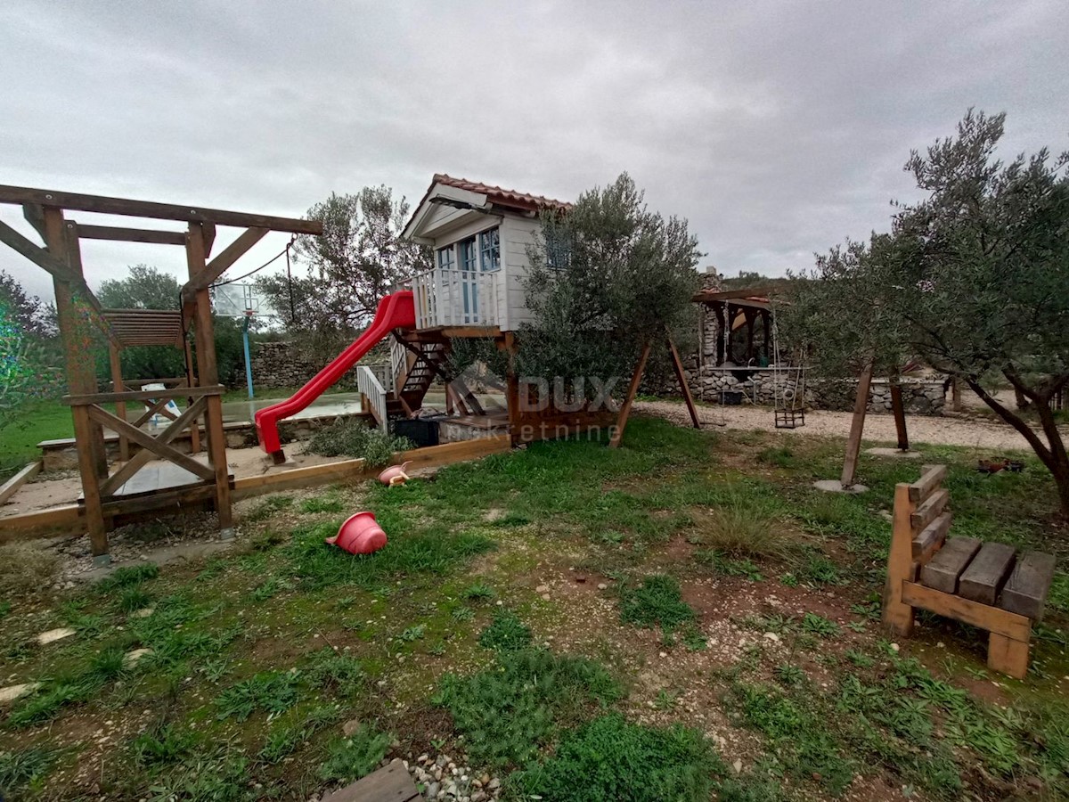 Terreno Raslina, Šibenik - Okolica, 28.748m2