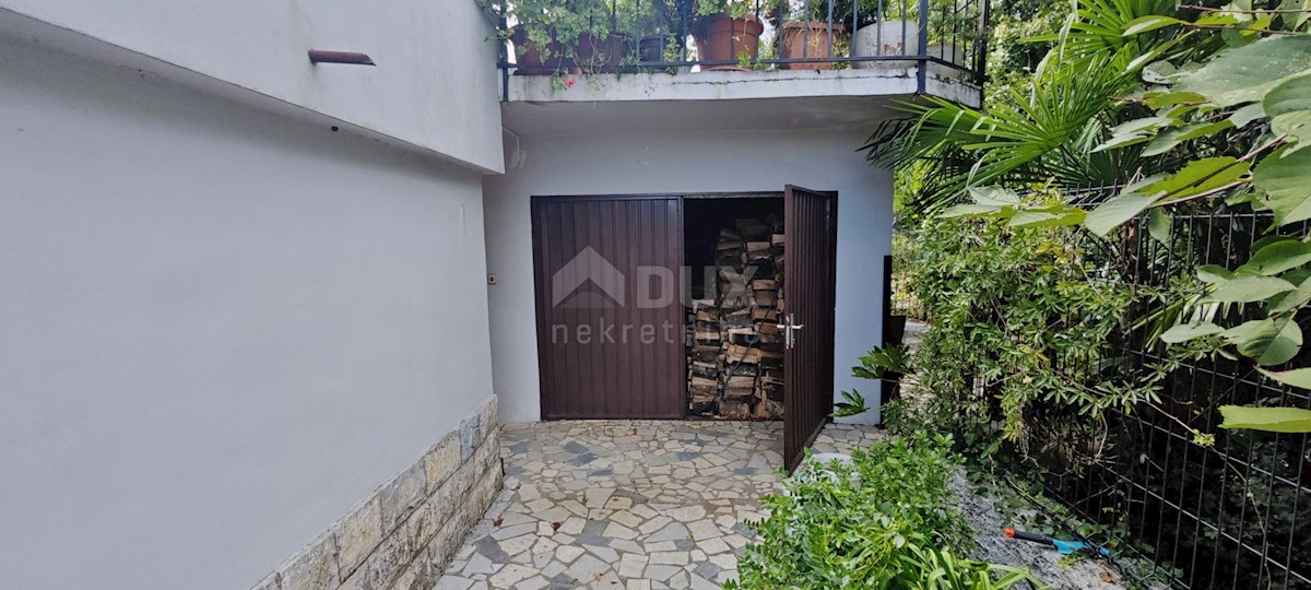 OPATIJA, POBRI - 4 camere da letto, 108 m2, garage, giardino!