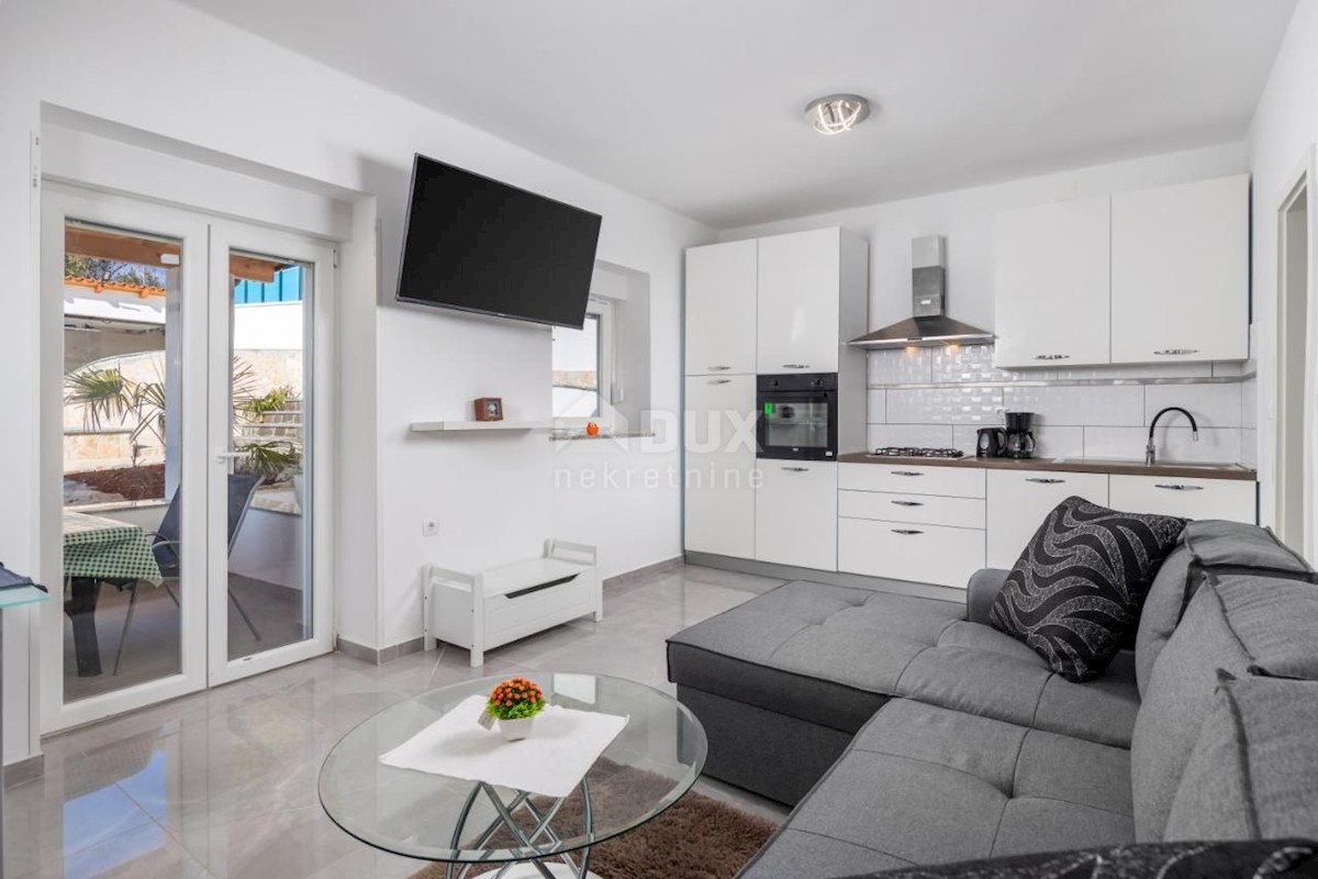 RIJEKA, KANTRIDA - casa con piscina vicino al mare