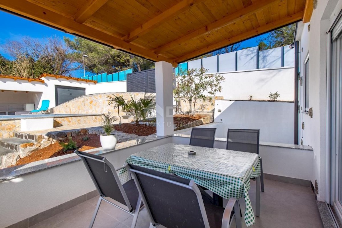 RIJEKA, KANTRIDA - casa con piscina vicino al mare