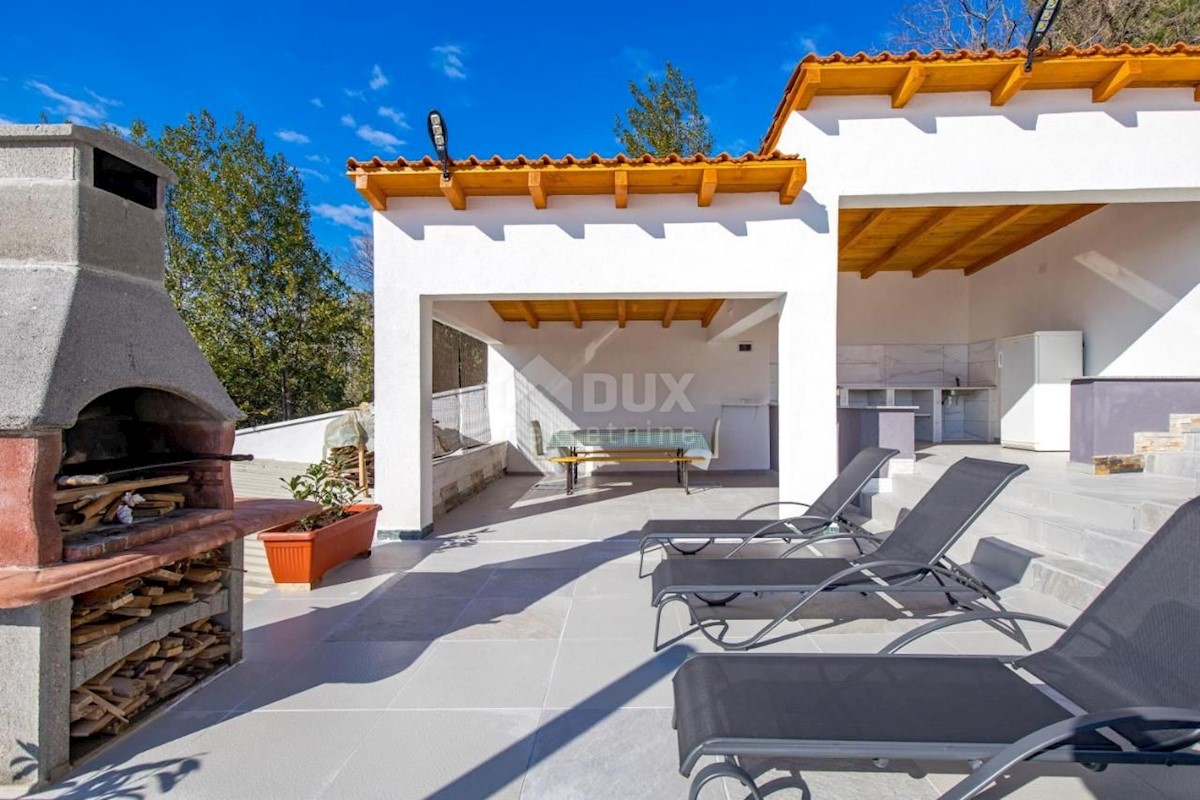 RIJEKA, KANTRIDA - casa con piscina vicino al mare