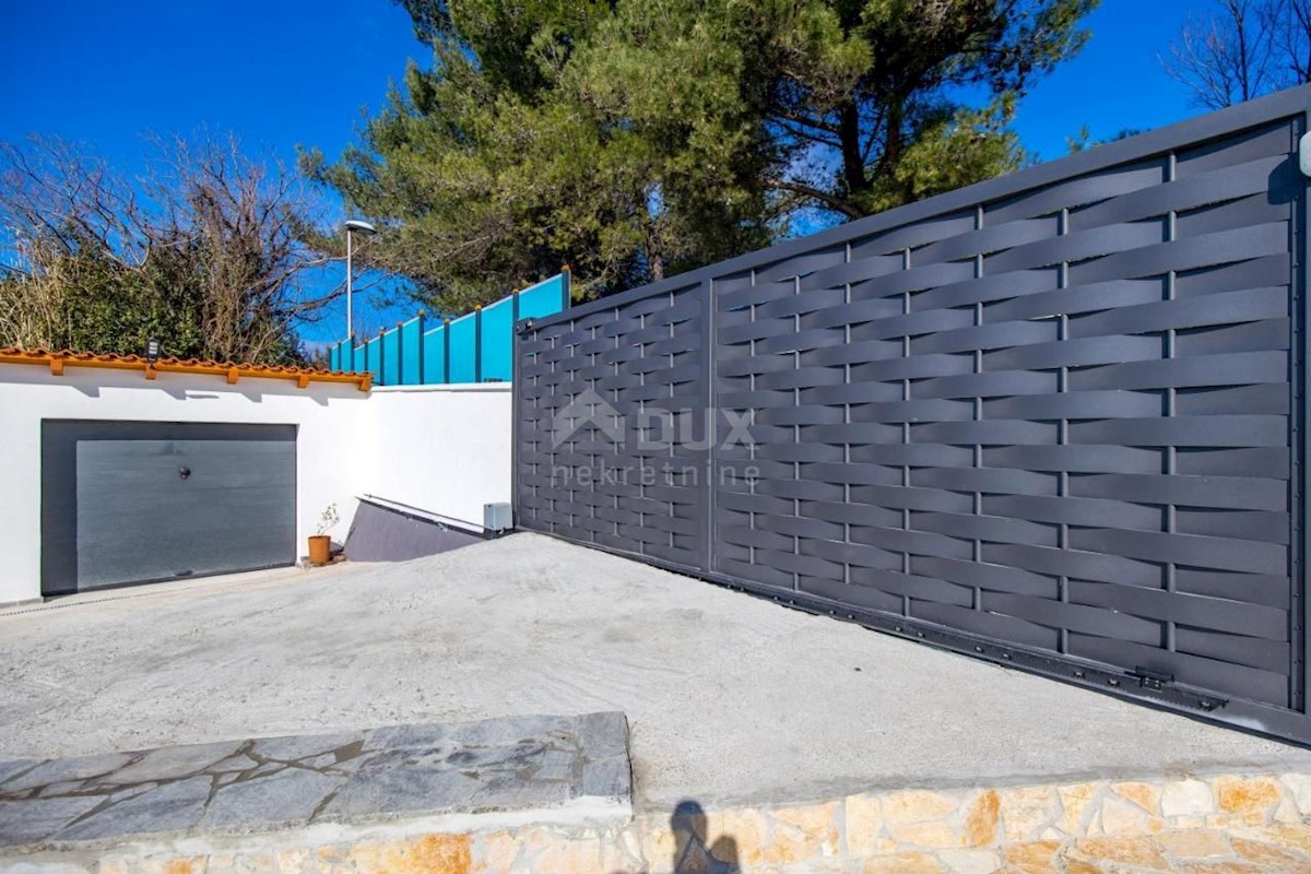 RIJEKA, KANTRIDA - casa con piscina vicino al mare