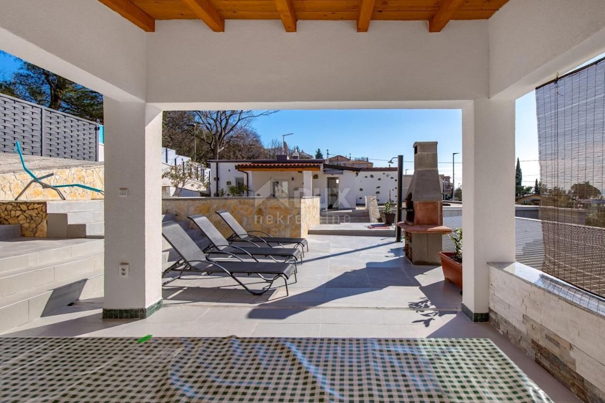 RIJEKA, KANTRIDA - casa con piscina vicino al mare