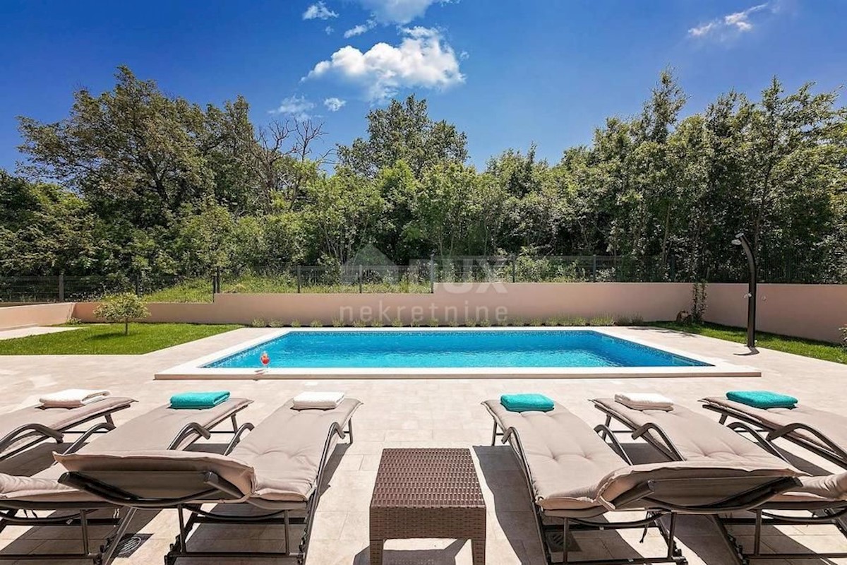 ISTRIA, LABIN - Bellissima villa con piscina 205 m2