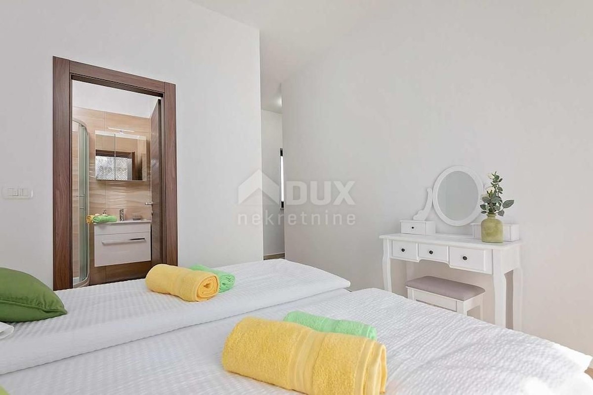 ISTRIA, LABIN - Bellissima villa con piscina 205 m2