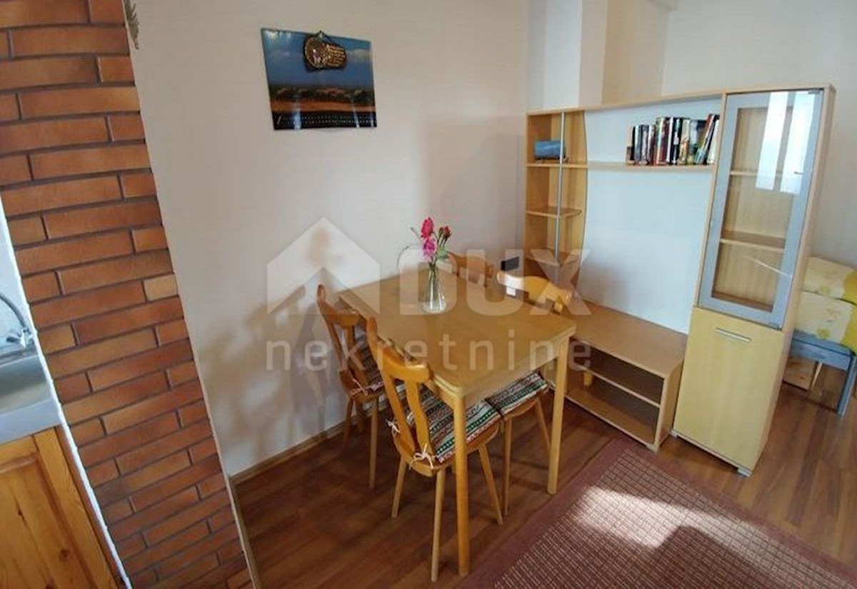 CRIKVENIČKA RIVIJERA, JADRANOVO - appartamento 1 camera da letto + bagno, 26,95 m2, piano terra