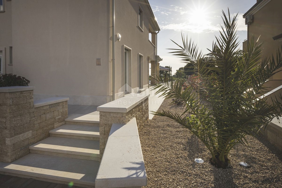 ISTRIA, UMAGO - Nuova costruzione a 300 metri dal mare