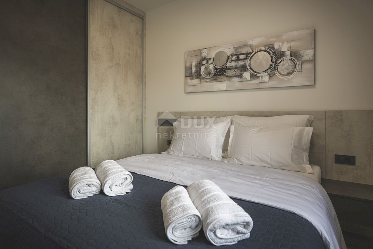 ISTRIA, UMAGO - Nuova costruzione a 300 metri dal mare