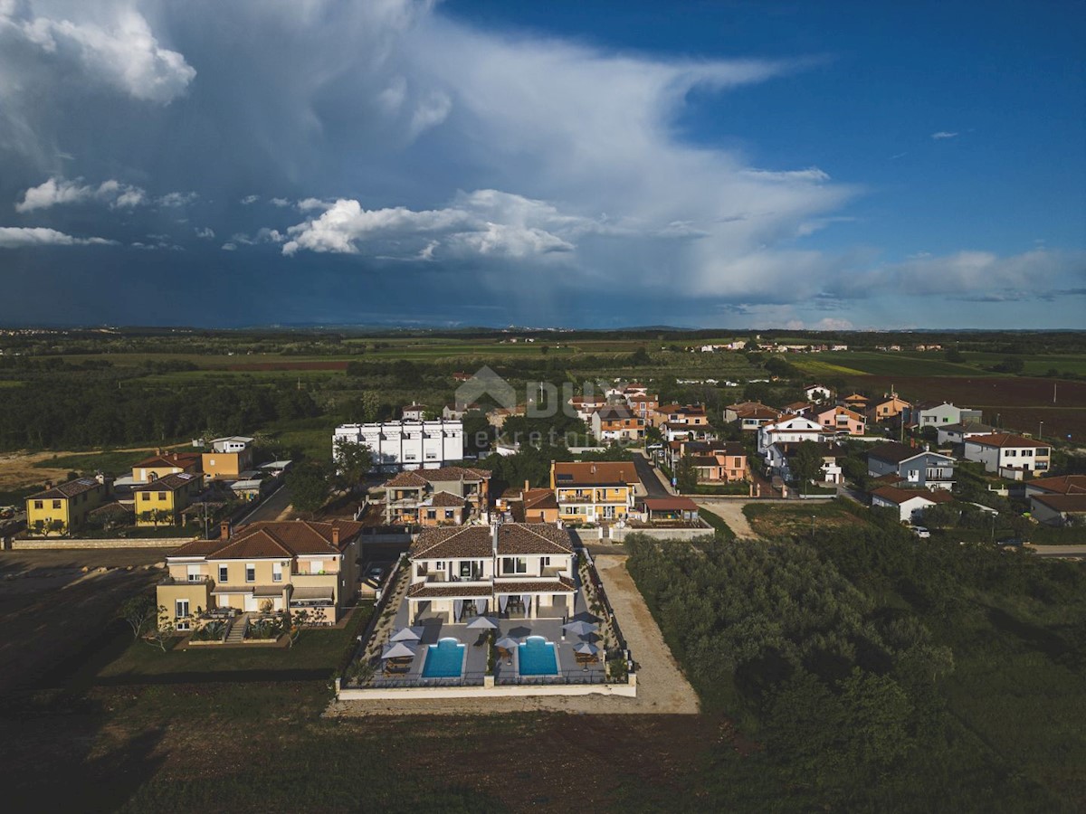 ISTRIA, UMAGO - Nuova costruzione a 300 metri dal mare