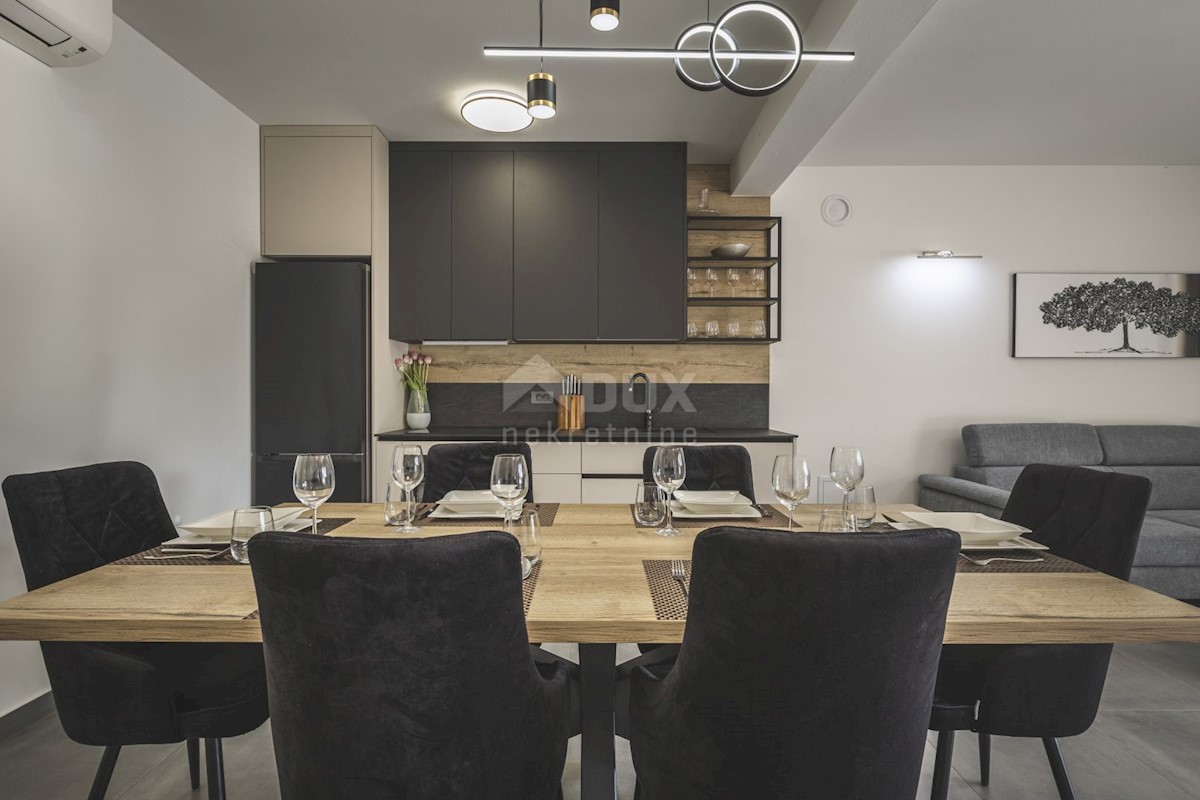 ISTRIA, UMAGO - Nuova costruzione a 300 metri dal mare