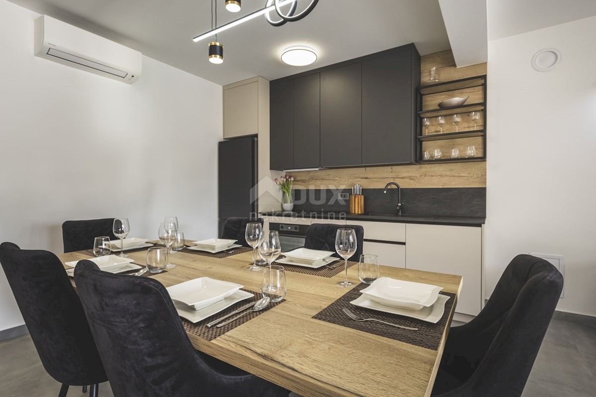 ISTRIA, UMAGO - Nuova costruzione a 300 metri dal mare