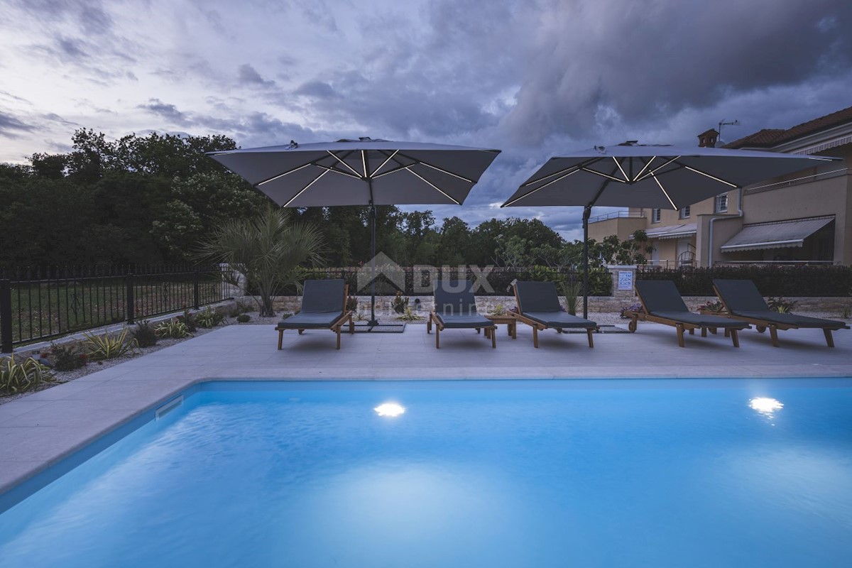 ISTRIA, UMAGO - Nuova costruzione a 300 metri dal mare