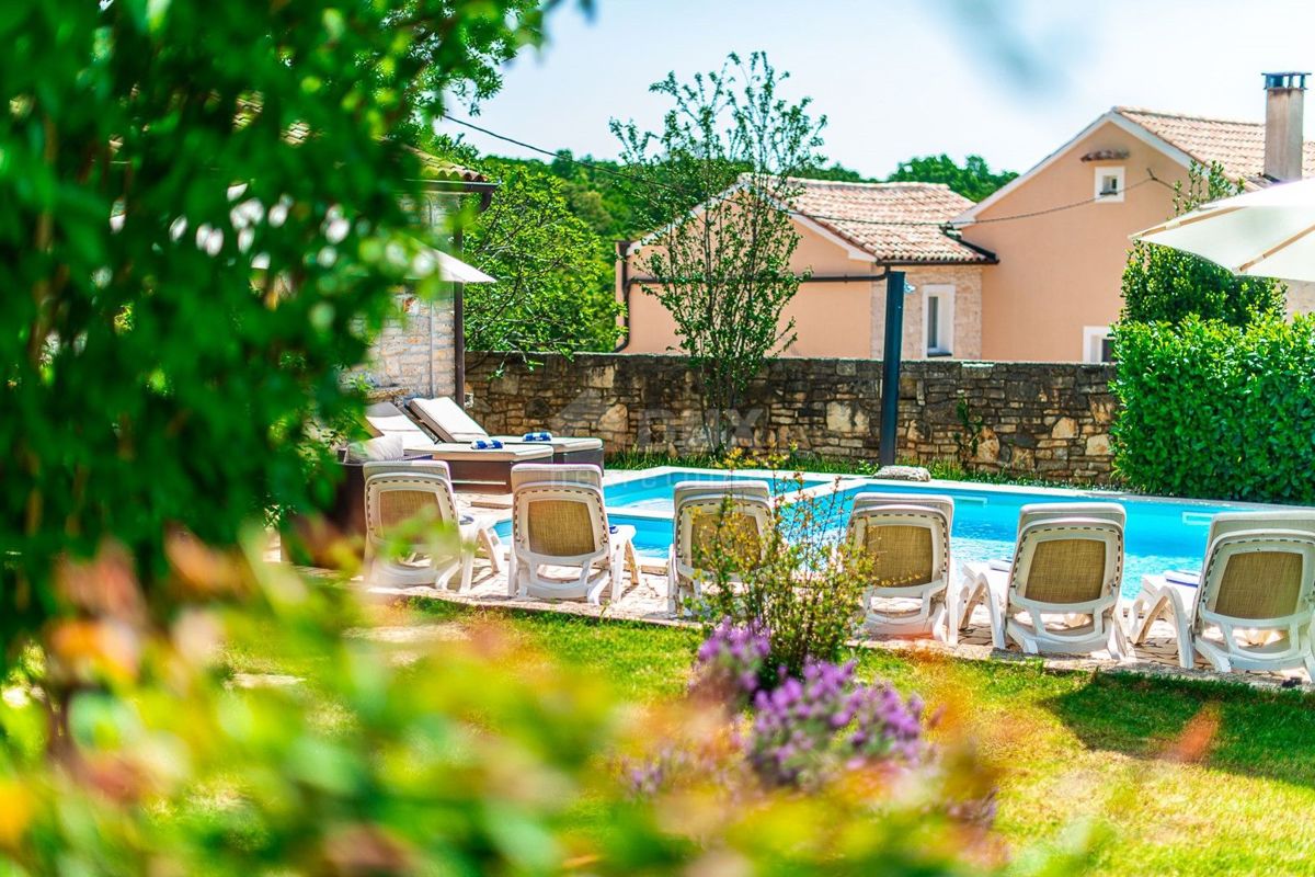 ISTRIA, ŽMINJ - Villa in pietra nel magico centro dell'Istria