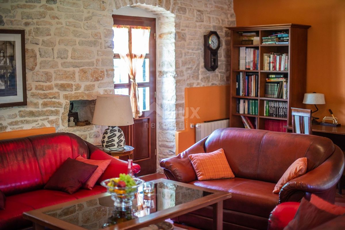 ISTRIA, ŽMINJ - Villa in pietra nel magico centro dell'Istria