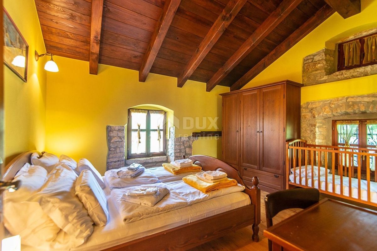 ISTRIA, ŽMINJ - Villa in pietra nel magico centro dell'Istria